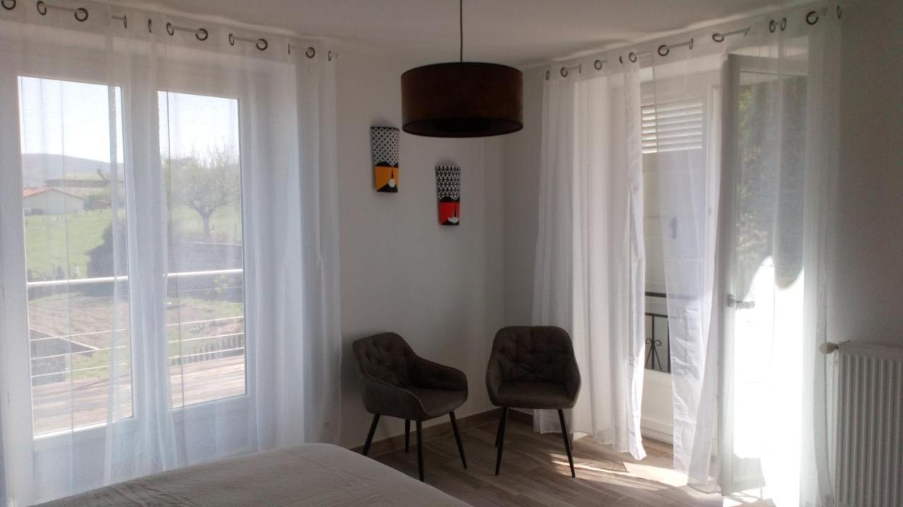 Bed and Breakfast Detour En Beaujolais Les Ardillats Exterior foto